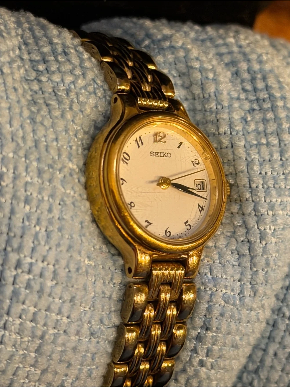 Vintage Seiko Gold-Tone Ladies 24mm Watch White Arabic Dial Date 7N82-0228 1997